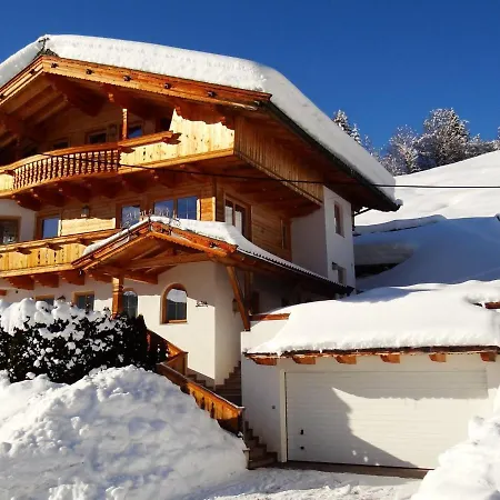 Chalet Almstadl 奥伯劳